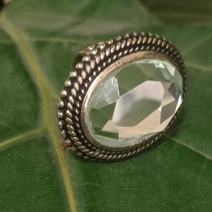 ✨💎✨Oversized, sparkling cocktail ring